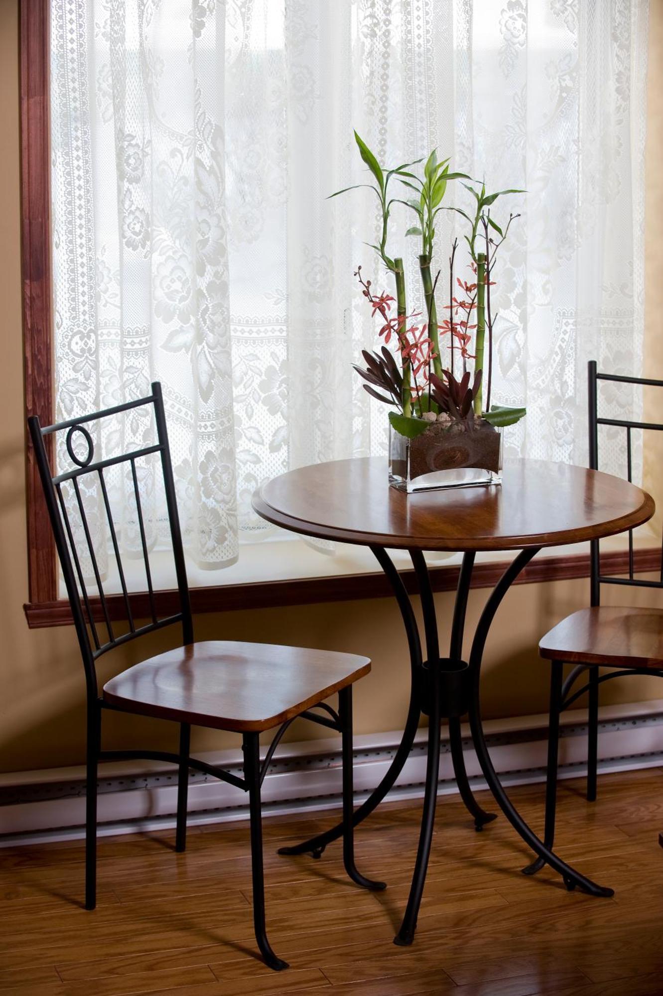 Relais St-Denis Hotel Saint-Sauveur-des-Monts Екстериор снимка